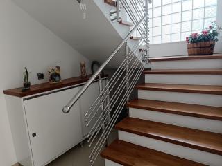 Charming Riverside Retreat - - 2