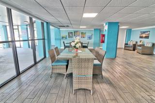 Oceanfront Waterpointe 1 Unit 1001 Sleeps Ten Balcony Pools Free Parking - North Myrtle Beach - 4