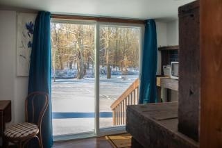 Cozy Cabin Gateway with Pool and Firepit - Montgomery - 4