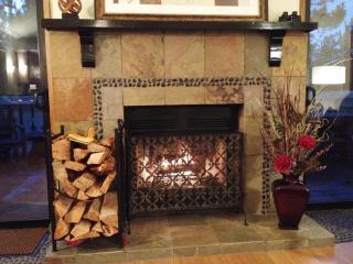 The Wee Hoose in The Village, spacious and comfy - Big Bear Lake - 7