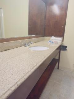 hilltop inn - Barre - 4