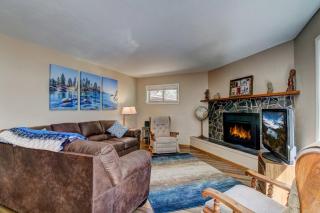 Blue Black Bart - Foosball Near Town & More - South Lake Tahoe - 0