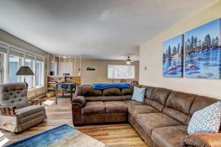 Blue Black Bart - Foosball Near Town & More - South Lake Tahoe - 7