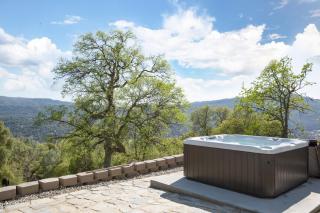 Canyon View House w/ hot tub, game room, views, and more - Oakhurst - 9