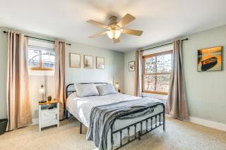 Boat Dock, Hot Tub and Deck Lakefront Nekoosa Home! - New Rome - 1