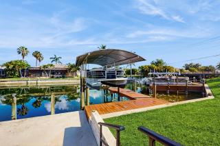 Waterfront Pool Escape - Cape Coral - 8