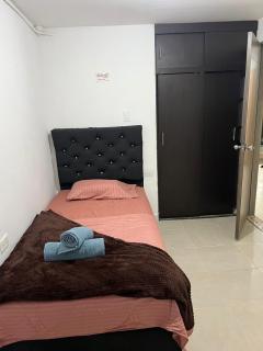 Apartamento Ideal descubre el Graffiti de Medellín - Medellín - 3
