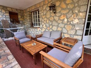 Rez-de-villa - piscine chauffée & jardin- salon avec canapé lit, cuisine et 2 chambres - Mougins - 2