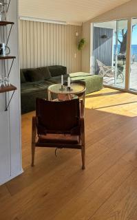 True Atmosphere With Sea View And Beach - 3