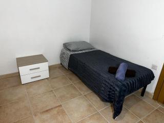 blue house - Gżira - 6