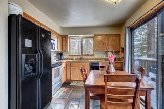 Cold Creek Chalet - Hot tub & Movie Room - South Lake Tahoe - 3