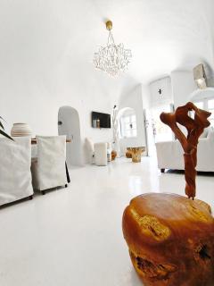 The Magic Luxury Cave Suites - Vóthon - 7