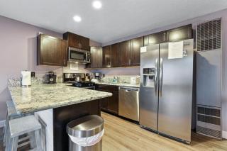 Ski In Ski Out 3 BDR Steps from Stagecoach Lift - Stateline - 6