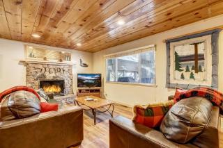 Come Snuggle Up at Cozy Bear Cabin - South Lake Tahoe - 5