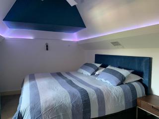 Charme rustique- piscine privée et jardin - 4
