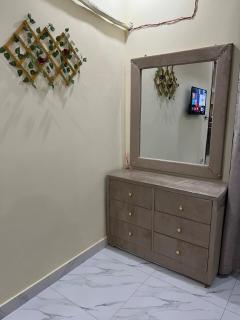 Modern 1 Bedroom Apartment - Rawalpindi - 9