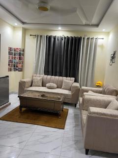 Modern 1 Bedroom Apartment - Rawalpindi - 8