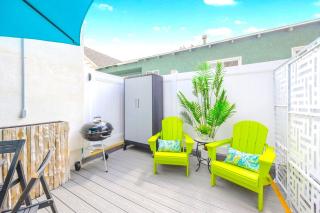 D- Hip NoHo Haven Hot Tub - Family - Parking - 1