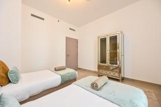 Yas Canal 3 Luxury Two Bedroom Near F1 Circuit - Abu Dabi - 5