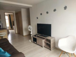 Lovely one bedroom condo in beautiful Laureles - Medellín - 3