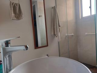 Lovely one bedroom condo in beautiful Laureles - Medellín - 2