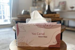 Yas Canal 1 Luxury Apartment by the Canal Near F1 - Abu Dabi - 1