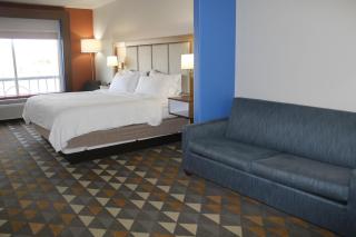 Holiday Inn Express & Suites - Beloit by IHG - 6