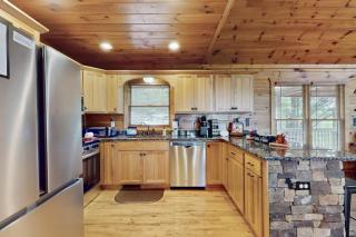 Red Oak Luxe Mountain Cabin - Blue Ridge - 1