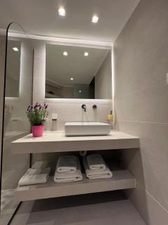 Konstantinou Deluxe Apartments - Skala Marion - 8