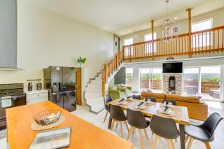 Lake Taneycomo Views Family-Friendly Cabin! - 7