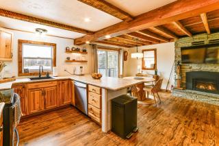Hot Tub and Watercrafts Lakefront Catskills Getaway - Deposit - 3