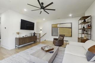 Monroe Retreat - Bentonville - 5