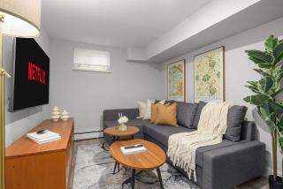 Cozy Family Retreat 1BR Close to NYC - Jersey City - 1