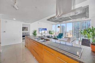 Sun, Style and Skyline Modern Icon Brickell 2BR - 1