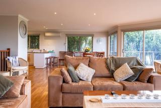 Holzer House - spacious home - 5
