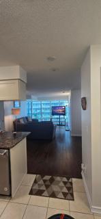 Lovely condo near Lake Ontario - Toronto - 0