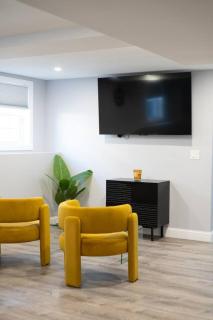Urban Contemporary Apartment - Providence - 0