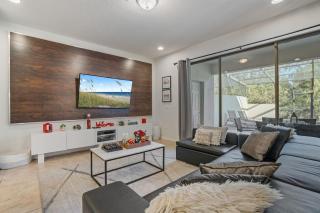 Luxury 5BDR House woth pool - 8863 - 0