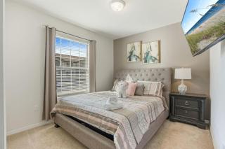 Luxury 5BDR House woth pool - 8863 - 2