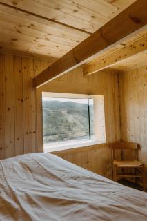 Architect designed sleeping box in barn - - 6
