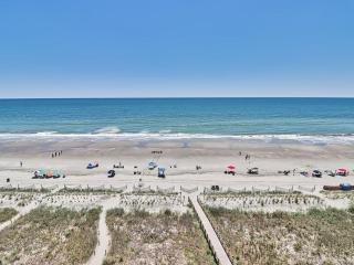 Oceanfront Waterpointe 1 Unit 907 Sleeps 6 Balcony Pools Free Parking - North Myrtle Beach - 4