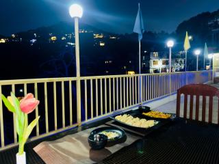 Toronto Tower by Nest #best selling hotel in dalhousie #private parking #Restaurant #Roof top - Dalhousie - 9