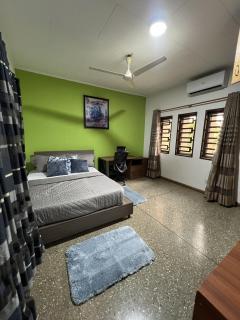 Fiemu Place - Accra - 1