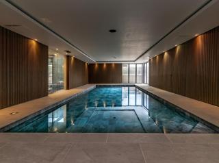 Large House, Spa Retreat - 9