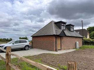 Large House, Spa Retreat - Lenham - 6