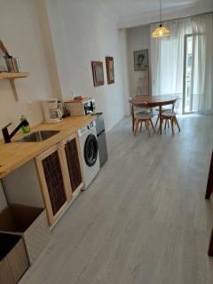 Luxury by the White Tower - 0