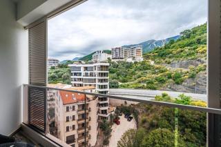 Aura Tower Aparments by In Property - Rafailovici - 4
