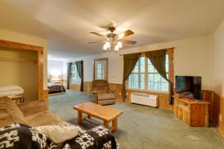 4 Mi to Marina Cozy Log Cabin in Eureka Springs! - Eureka Springs - 1