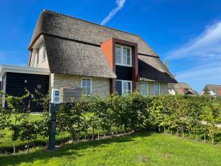 Beautiful villa with sauna and view - Delfstrahuizen - 3