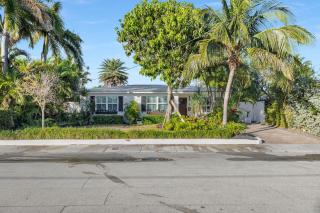 Key Haven Coastal Retreat - Canal Front With Pool - Stock Island - 1